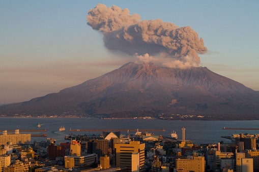 https://commons.wikimedia.org/wiki/Volcano