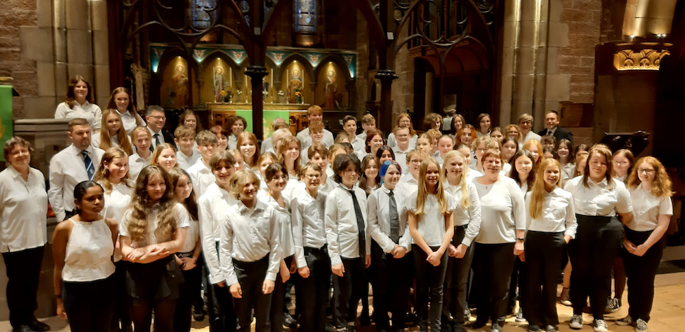 Unser HG und der „Dumfries and Galloway Regional Youth Choir” in Schottland  